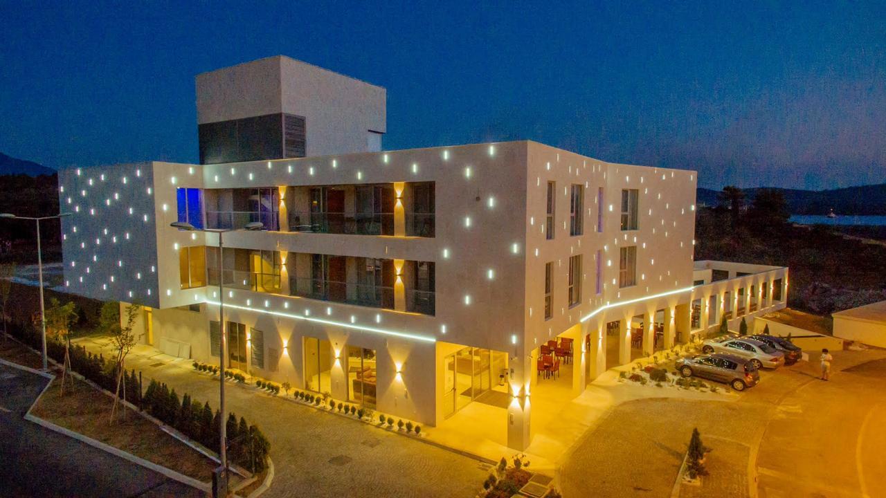 Kosher Hotel Franca Tivat Exterior photo